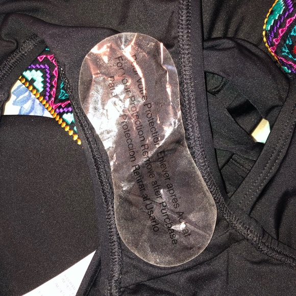 Laundry by Shelli Segal 2 Piece Set - Picture 6 of 7